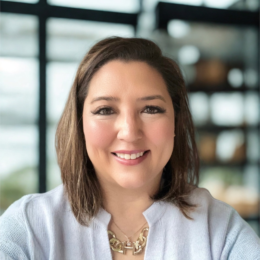 Meet your Posher, Laura